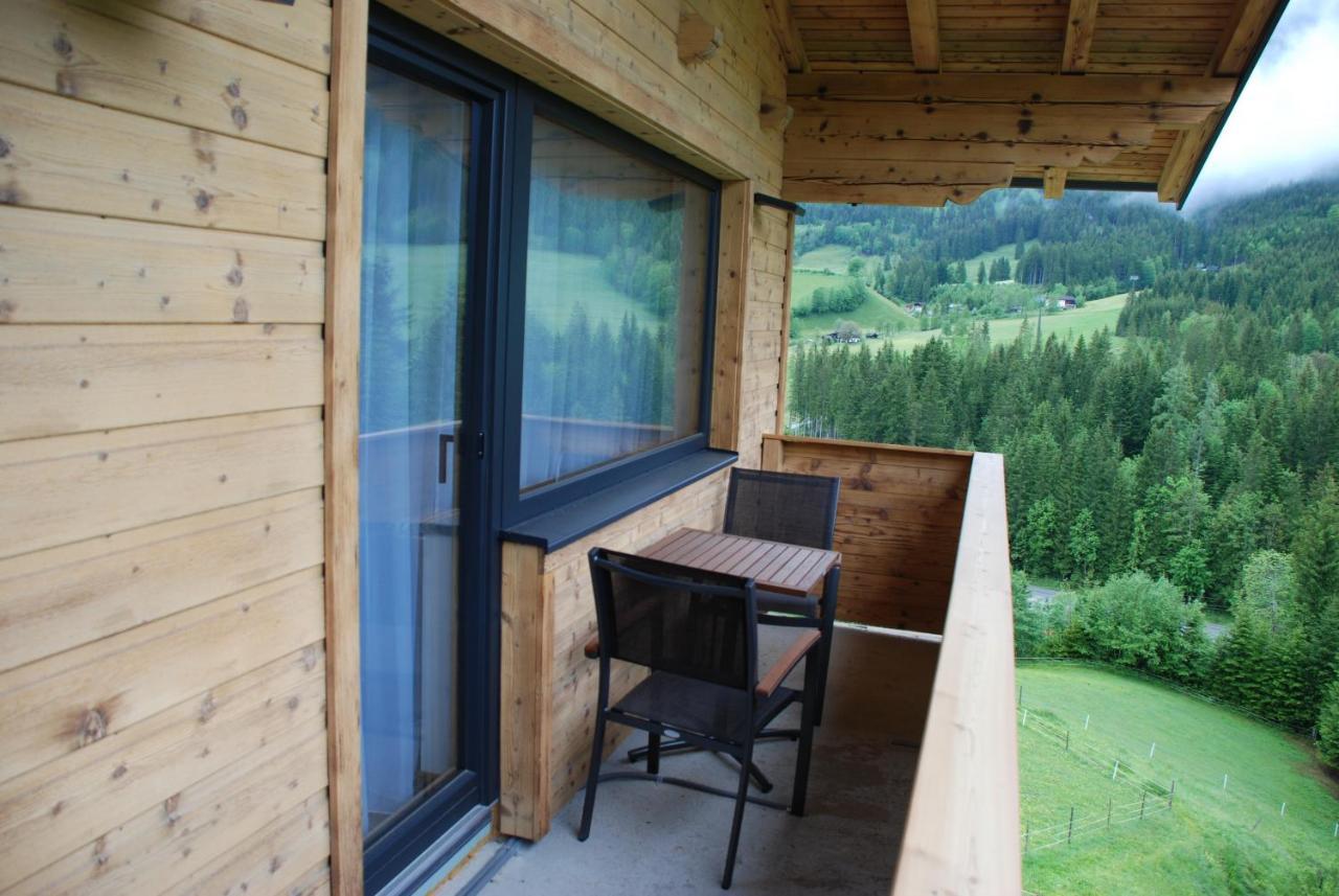 דירות אנברג אים לאמרטל Alpenhaus Donnerkogel מראה חיצוני תמונה